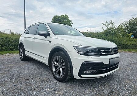 VW Tiguan Allspace Volkswagen 2.0 TDI 240PS 4MotionAHKPANOLED
