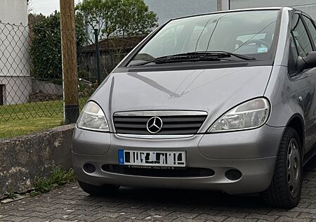 Mercedes-Benz A 160 CLASSIC Checkheftgepflegter Youngtimer