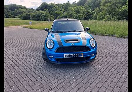 Mini Cooper S Cabrio 1.6 TURBO, STANDHEIZUNG MIT FUNK