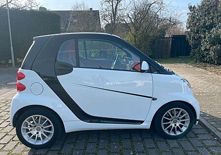 Smart ForTwo Gepflegter und sparsamer Rentnersmart abzugeben