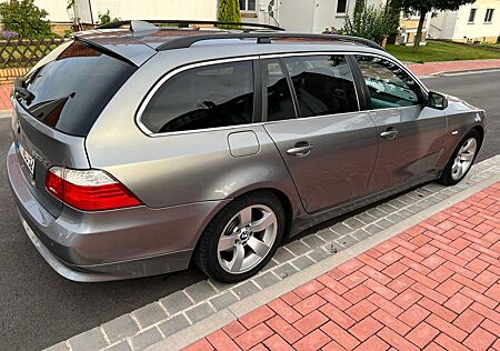 BMW 525d / Navi / Automatik / ACC / Panorama / Leder