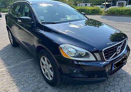 Volvo XC 60 XC60 D4 Kinetic Geartronic TÜV neu Garagenwagen