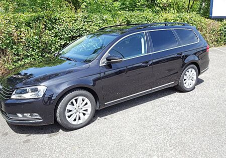 VW Passat Variant Volkswagen 2.0 BlueTDI DSG Comfortline V...