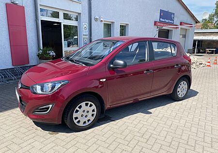 Hyundai i20 Classic, 2.Hd., Klima, ZV, 68.000KM