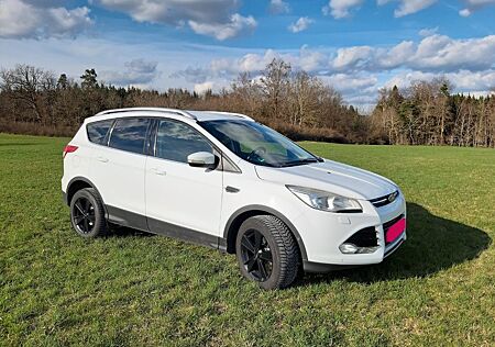 Ford Kuga 2,0 TDCi 4x4 120kW Titanium Titanium