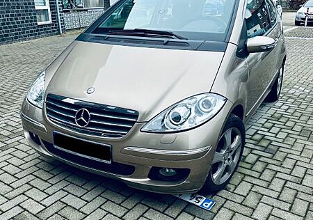 Mercedes-Benz A 150 AVANTGARDE Automatik Xenon Tempomat