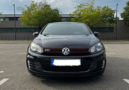VW Golf Volkswagen 2.0 TSI GTI ADIDAS 8-Fach TÜV NEU