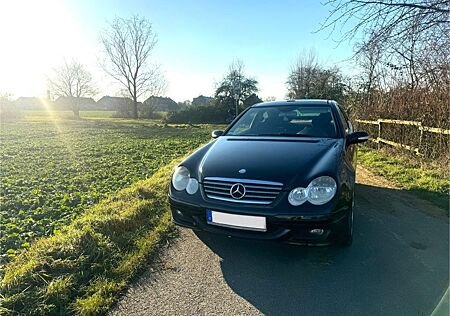 Mercedes-Benz CL 200 C 200 Sportcoupe CL200 Panoramadach Apple Car pl