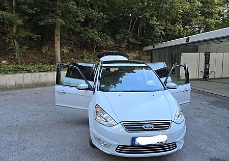 Ford Galaxy 2,2 TDCi 147kW DPF Titanium Autom. Ti...