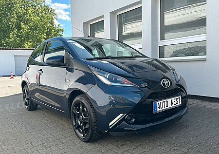 Toyota Aygo (X) Aygo (X) play touch*1 Hand*Kamera*Tüv & Au NEU*