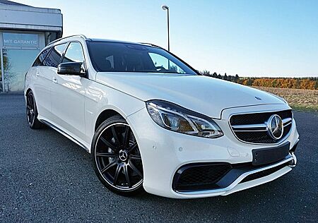 Mercedes-Benz E 63 AMG 4Matic T-Mod., LED, Pano, Harman Kardon