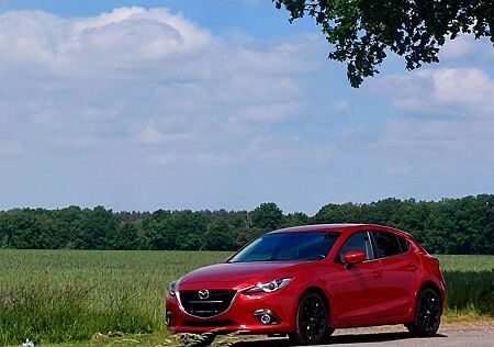 Mazda 3 2.0 SKYACTIV-G 120 Sports-Line Sports-Line