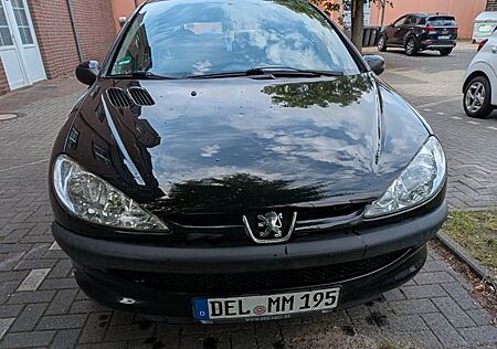 Peugeot 206 1.4 75 -