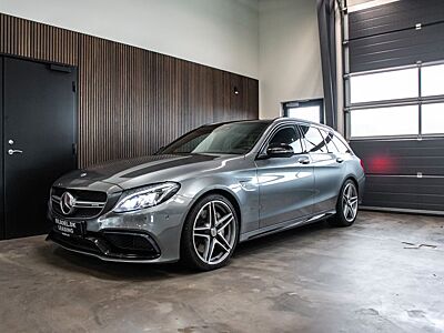 Mercedes-Benz C 63 AMG | AHK | DISTRO | PANO | PERFO-AB | BURM