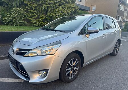 Toyota Verso 1.8l 7-Sitzer / NEU TÜV/RFK/PANO/TMP/
