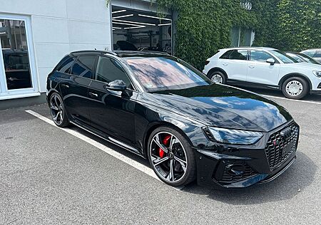 Audi RS4 | Keramik | DRC | HUD | Pano | B&O | MwSt.