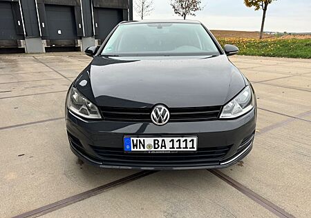 VW Golf Volkswagen 1.4 TSI 140PS