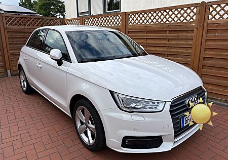 Audi A1 TFSI ultra S tronic Sportback InspNeu TüV0926