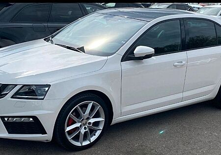 Skoda Octavia 2.0 TDI DSG RS RS