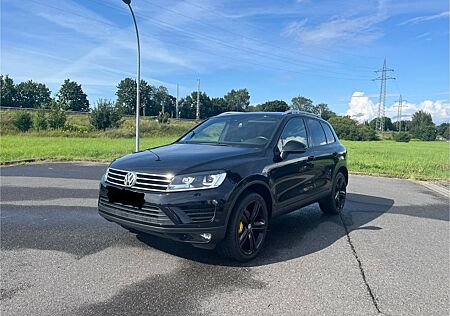 VW Touareg Volkswagen 3.0 V6 TDI SCR Tiptronic BMT BlueMot...