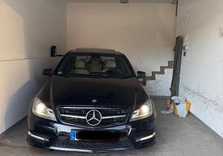 Mercedes-Benz C 300 CDI 4MATIC BlueEFF. AVANTG. Autom. AVA...