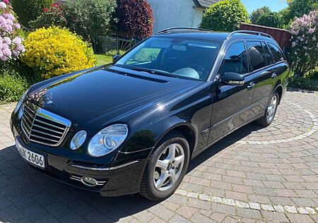 Mercedes-Benz E 200 KOMPRESSOR T AVANTGARDE Avantgarde