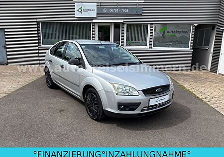 Ford Focus °TREND°BLUETOOTH°WENIG KM°WR°KLIMA°01-2027