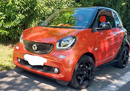 Smart ForTwo /AUTOMATIK/NAVI/ALU/EURO6/76TKM/PANO