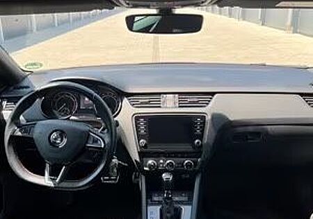 Skoda Octavia 2.0 TSI DSG RS 245 Combi RS