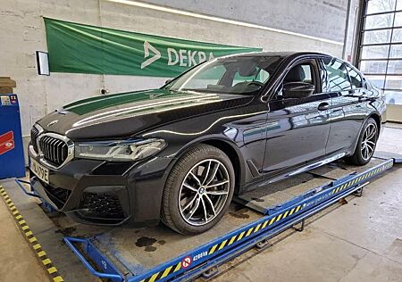 BMW 530e Hybrid Plug-In M Sport Laser HUD HarmanK