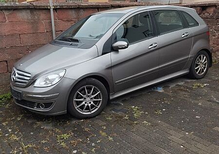 Mercedes-Benz B 180 CDI -