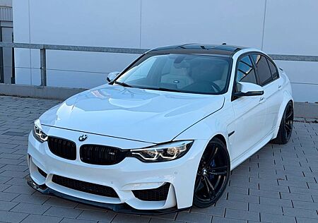 BMW M3 Competition Carbon