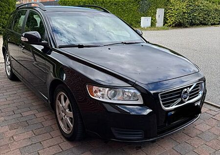 Volvo V50 D2 -