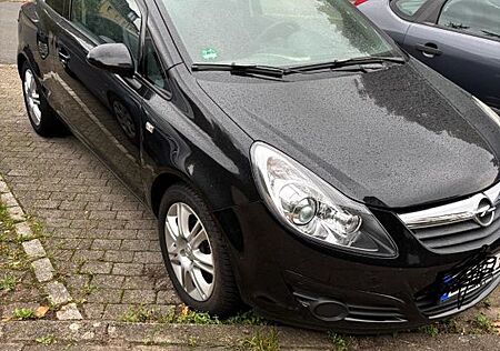 Opel Corsa D- fahrbereit aber mit Gebrauchsspuren