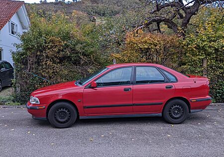 Volvo S40 1.8 -