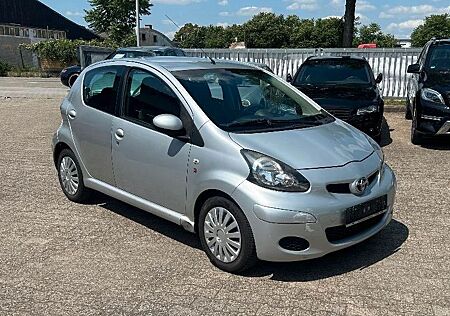 Toyota Aygo (X) Aygo AYGO Cool 1.0/5Gang/Allwetterr/Eu4/Tüv 1/26