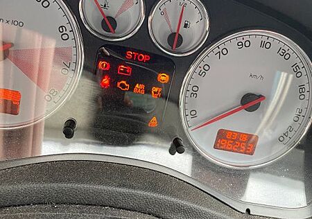 Peugeot 307 CC 135 Automatik 100kW -