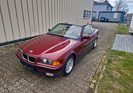 BMW 320i Cabrio 1.Hand,Dt.Fzg.Top