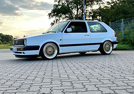 VW Golf Volkswagen 2
