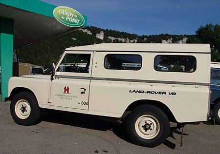 Land Rover Serie III 109 V8