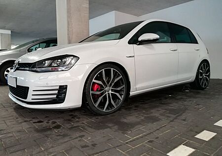 VW Golf Volkswagen VII GTD - Sport & Sound Paket, Scheckheft