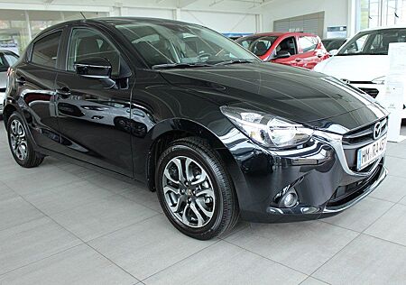 Mazda 2 1.5 NAKAMA NAVI Tempom. Einpark Sitzhzg