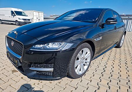 Jaguar XF British Design Edition AWD R-Sport