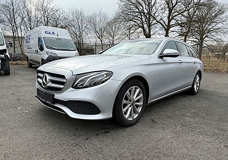 Mercedes-Benz E 220 E T-Modell d
