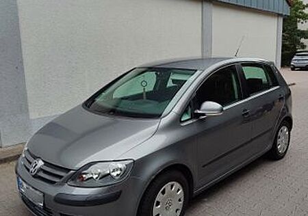 VW Golf Plus Volkswagen 1.6 TÜV NEU, Zahnriemen gemacht