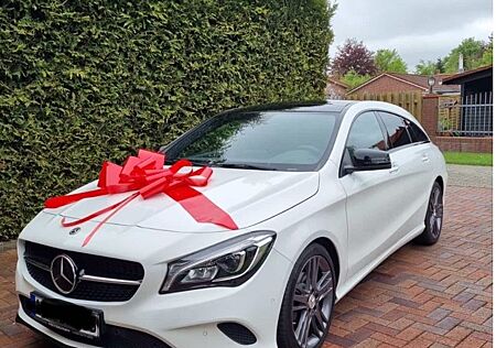 Mercedes-Benz CLA 220 Shooting Brake CLA 220 d DCT Shootin...