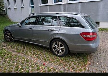 Mercedes-Benz E 350 CGI T BlueEFFICIENCY AVANTGARDE AVANTGARDE