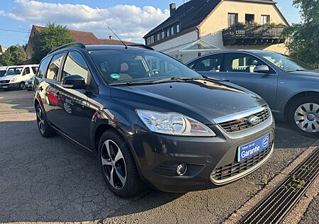 Ford Focus Turnier Style Automatik - TÜV 08/2025