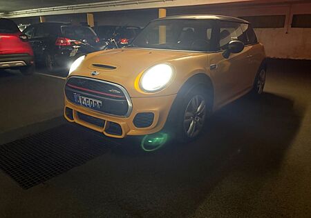 Mini John Cooper Works F56