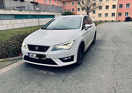 Seat Leon ST 1.8 TSI 132kW Start&Stop FR DSG FR
